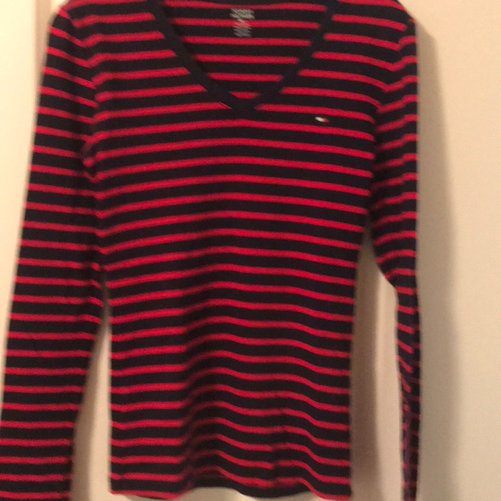 Tommy Hilfiger long sleeve tee